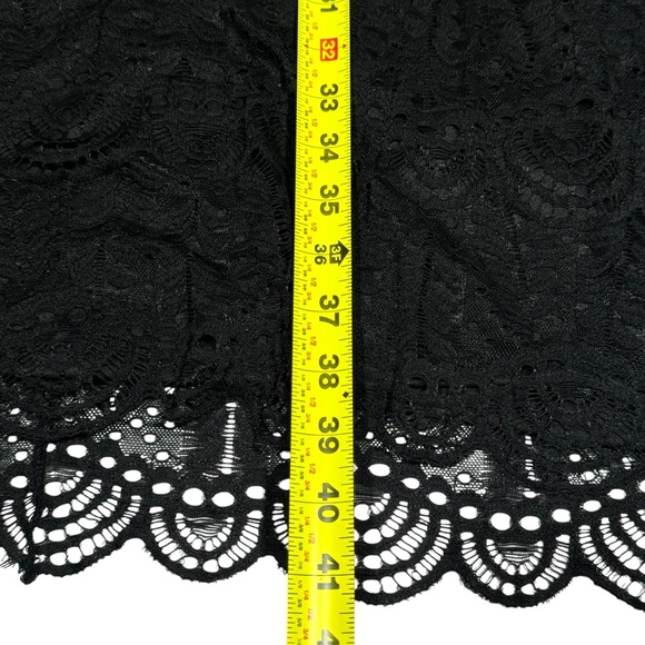 Dress Womens Black Lace Size 18w Overlay 3/4 Bell Sleeves Feminine Romantic - Picture 9 of 12